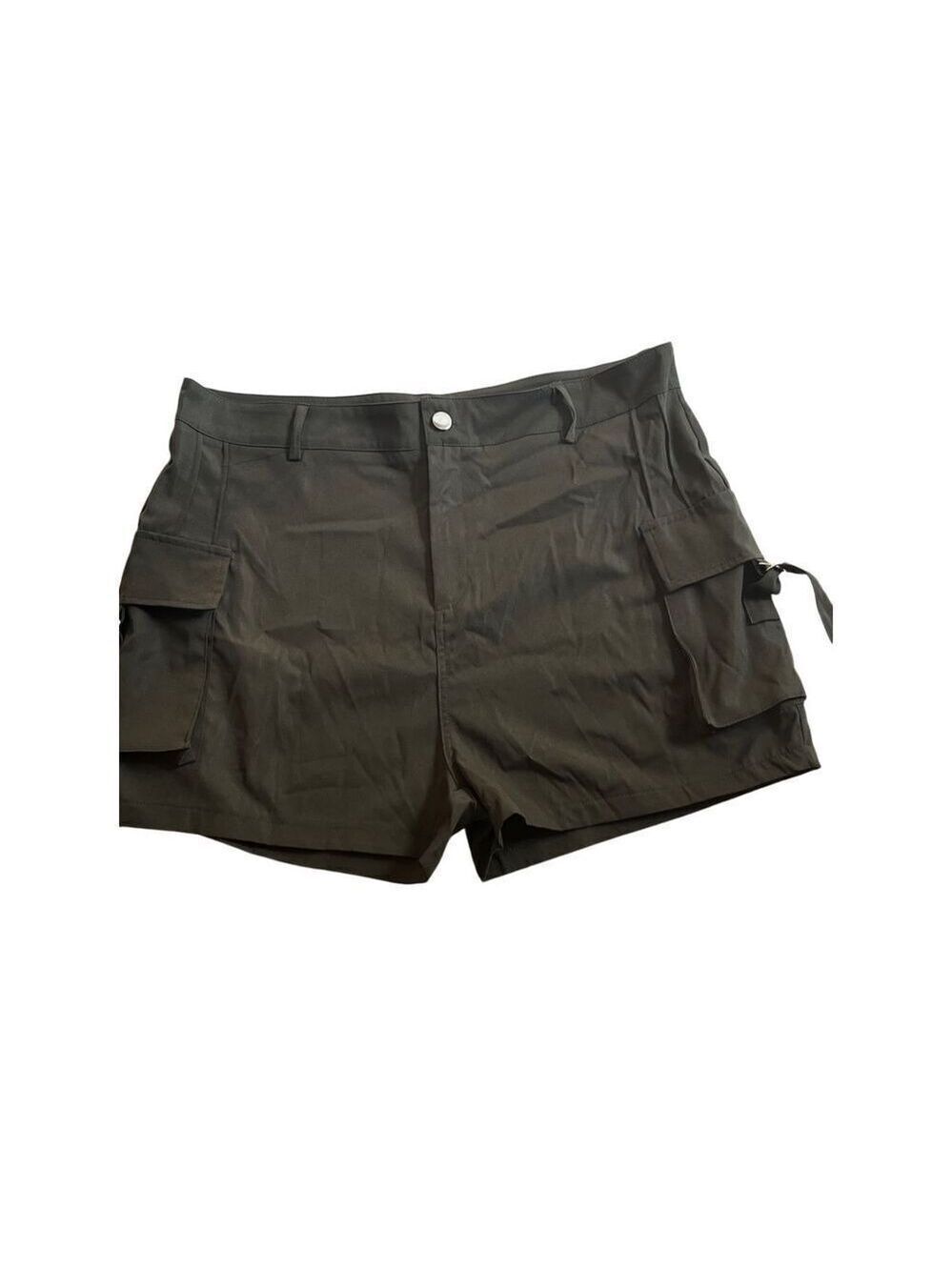 Blush Mark High-Rise cargo fabric short